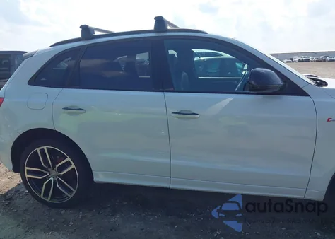 2017 Audi Sq5 3.0T Premium Plus z USA, uszkodzony, nr VIN WA1CCAFP1HA076275